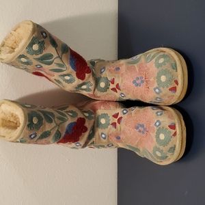 Floral embroidered ugg boots- very rare